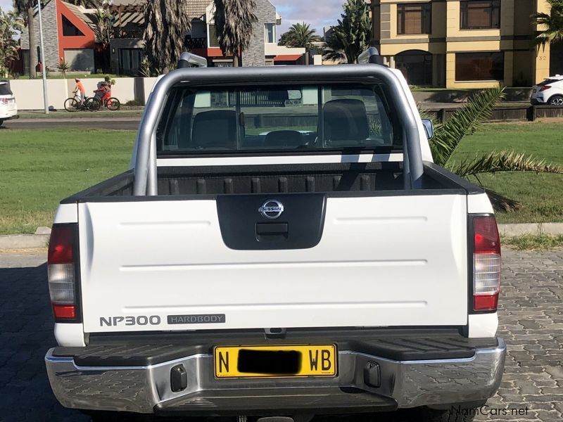 Nissan NP300 Hardbody  2.5 TDI 4X4 D/CAB - Diesel in Namibia